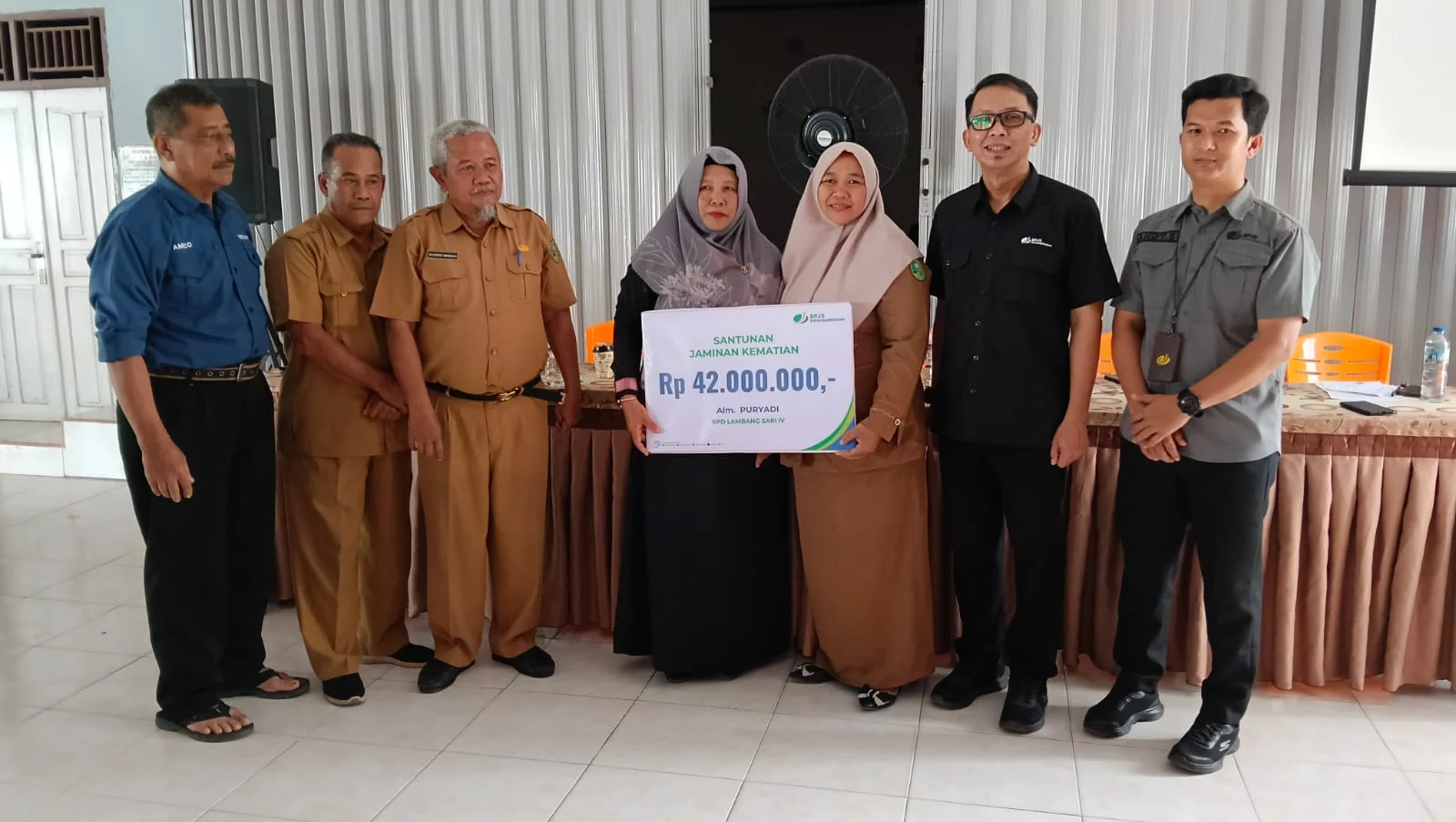 Bersempena dengan Penyerahan Santunan Kematian untuk Ahli Waris Anggota ...